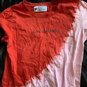 Dutch bros tee red pink